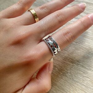 Sterling Silver Elephant Pattern Band 🩶